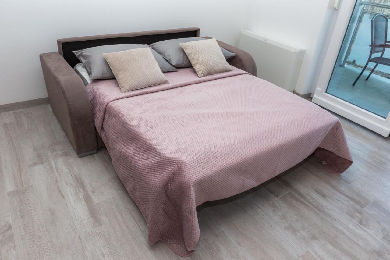 Apartmani Villa Paulo 스타리그라드 파클레니차 외부 사진